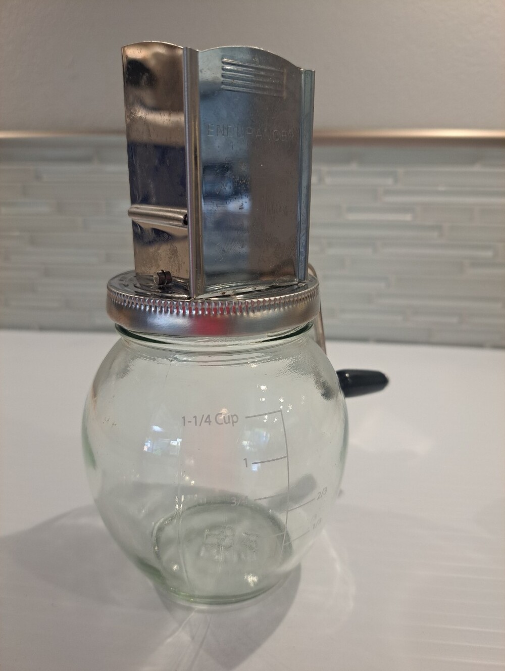 Endurance Vintage-Like Manual Nut Grinder - 1.25 Cup Capacity Jar